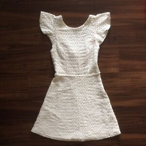 GB by Gianni Bini Sz XS Cream Sheath Mini Dress Flutter Cap Sleeve Zip Crew Neck